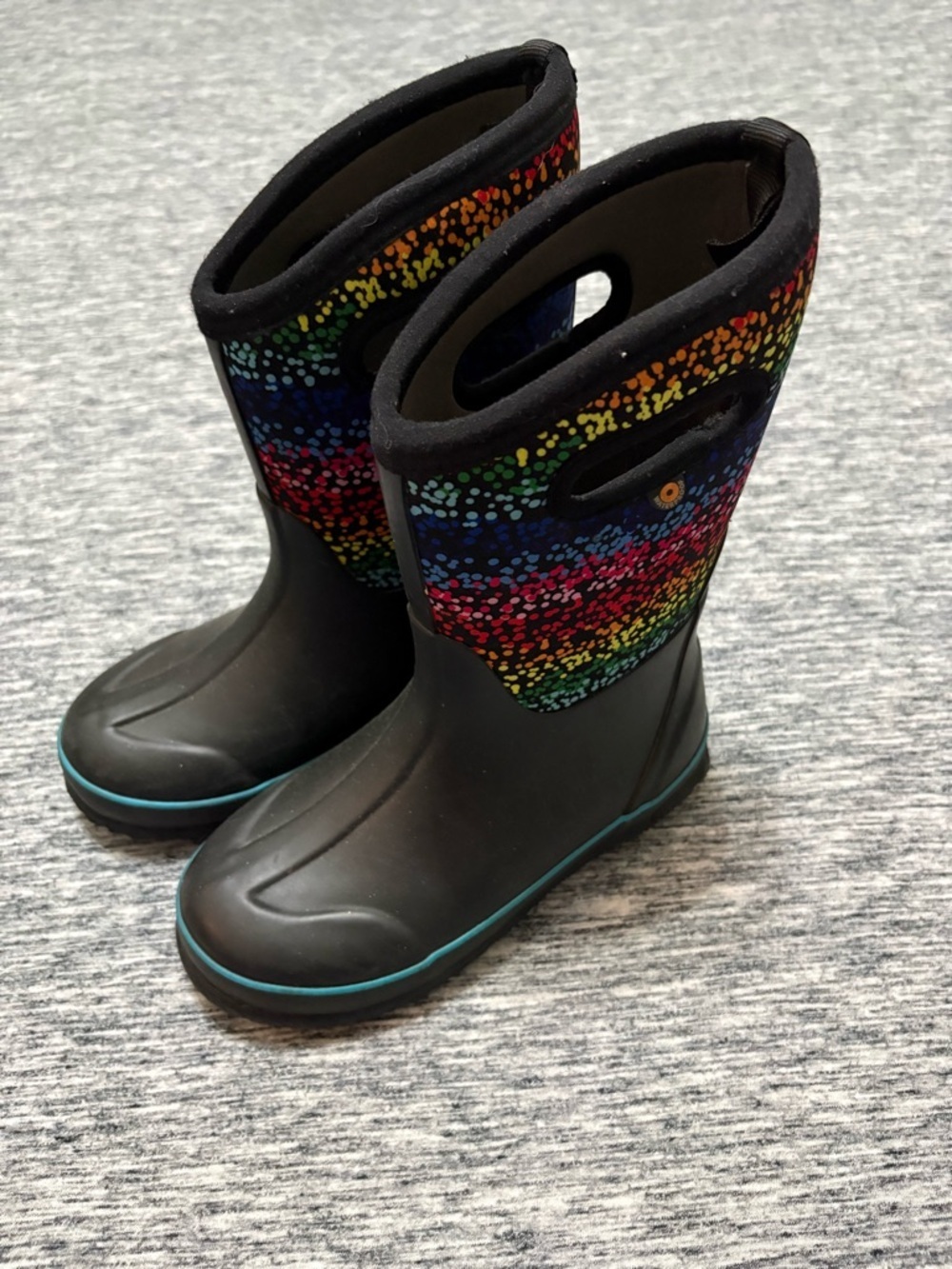 Girls Bogs Boots Size 3 Rainbow/Black